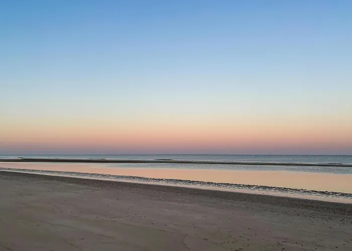 1 Bedroom Awesome In Prázdninový dům *